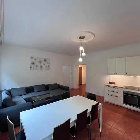 Festivalove 2 -apartament 3 Sypialniami Dla 8 Osob Podczele Apartmán Kolobřeh
